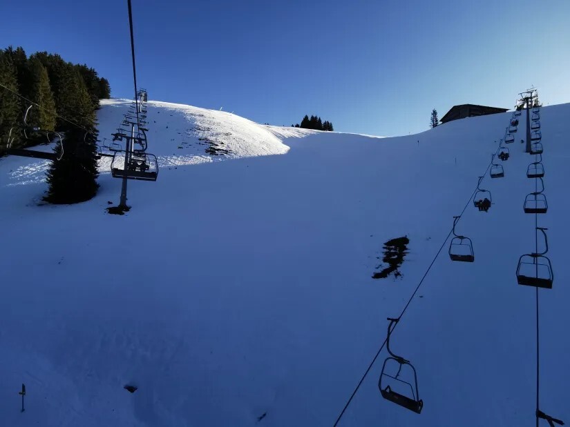 7. Endlich einmal geöffnet. Kasbichl und Rigi. Beide gefahren. Keine Anstehzeiten. Der Rigi müsste die Bergstation etwas weiter oben haben.