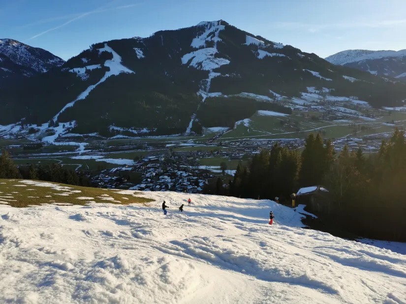 12. Letzte Talabfahrt nach Brixen. Schön. Bin mir ein bisschen so vorgekommen wie so ein Buckelpisten Weltcupfahrer...