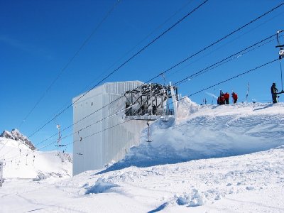 Die Aufzüge vom Funiculaire. Zu Fuß kommt man in der Höhe ganz ordentlich ins Schnaufen.