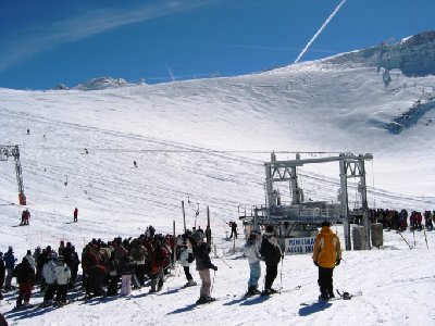 Mind. 5-7 min Wartezeit an jedem SL