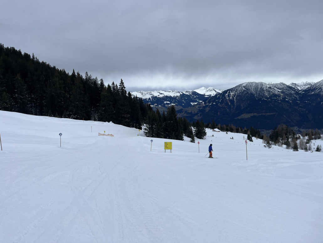 Immer wieder schön, das Panorama und die Fahrt über Almwiesen