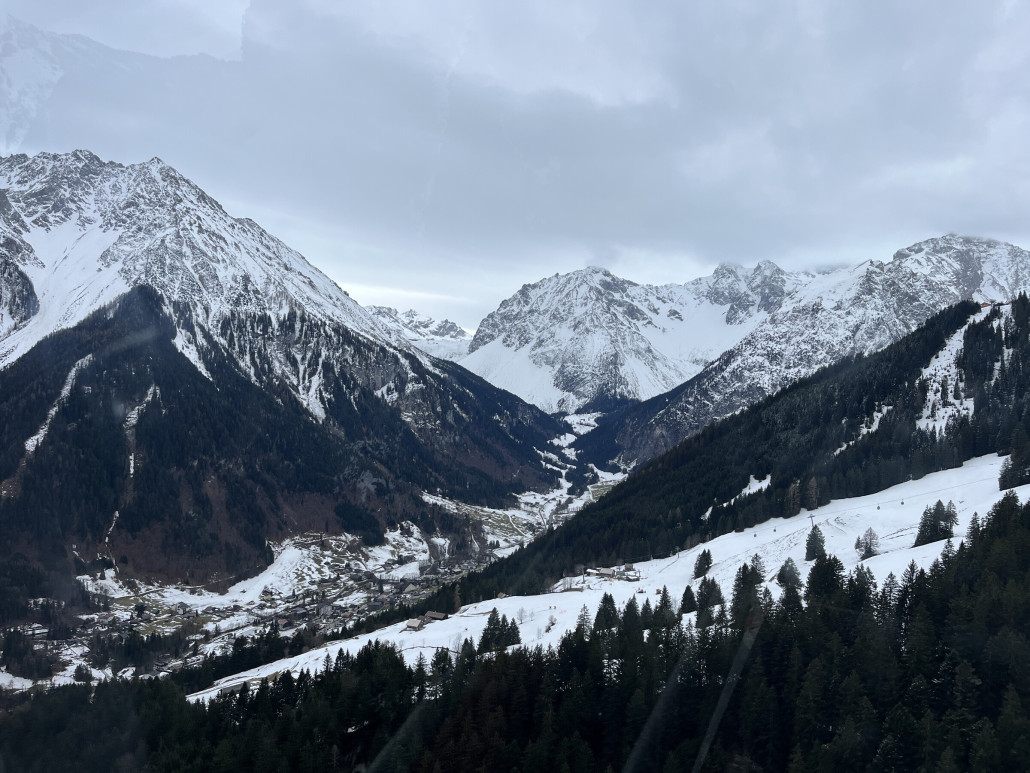 Talblick aus der Panoramabahn