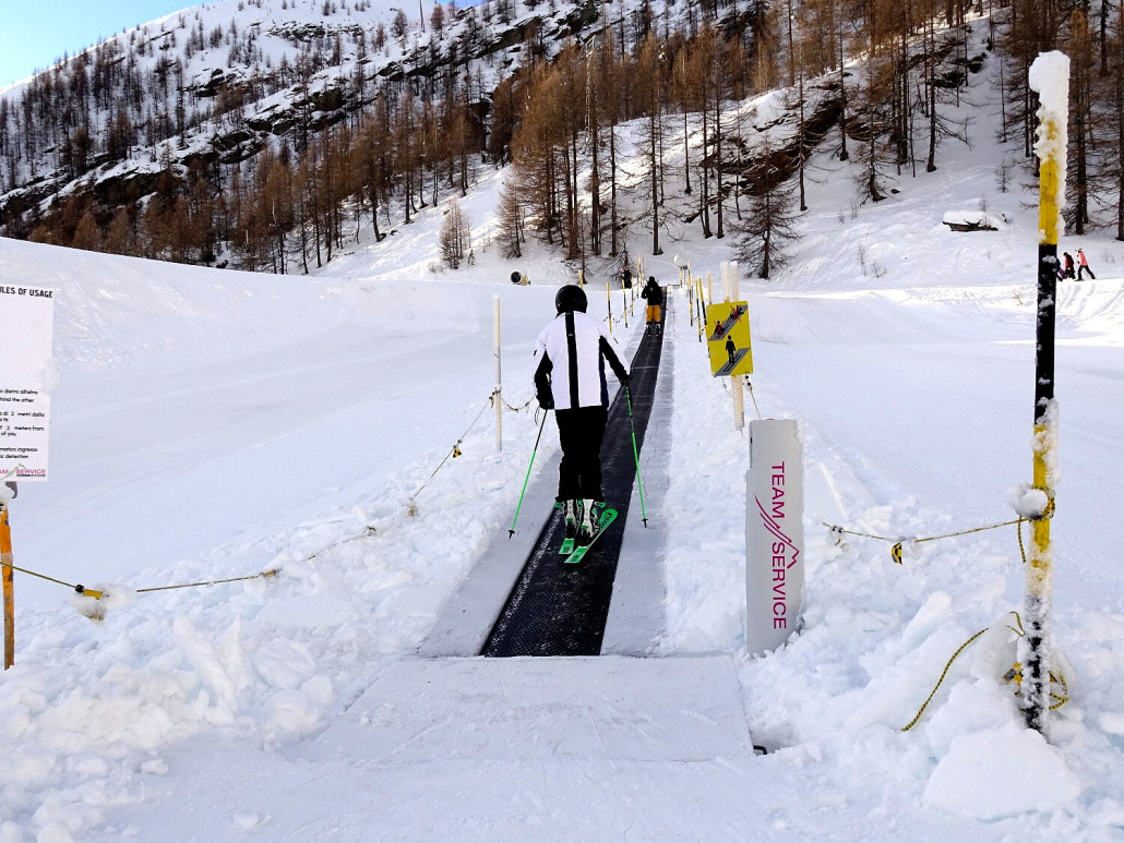 Neues Verbindungsförderband zwischen 6EUB Bergstation und 2SB Talstationshöhe