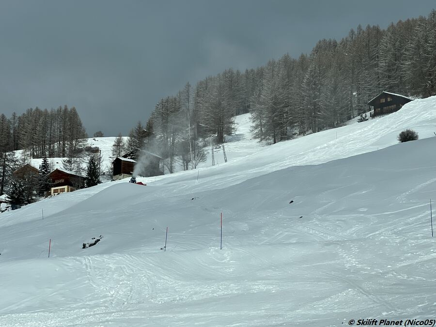 Schneekanone in La Forclaz