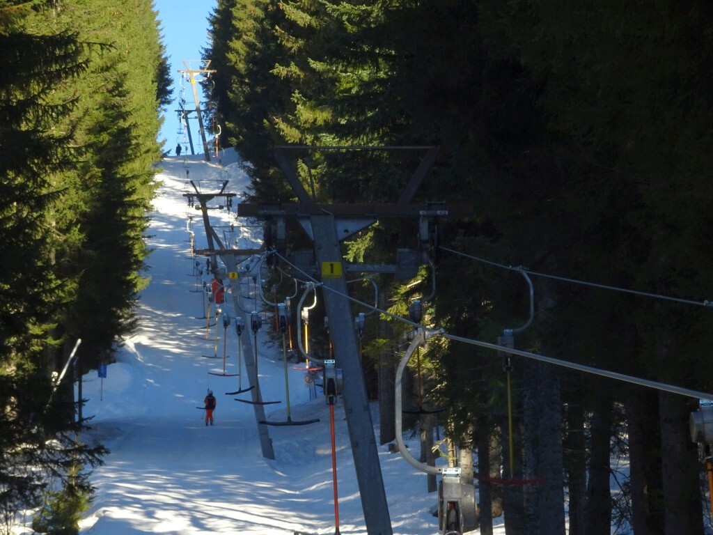 Schöner Swoboda Wald-Schlepper Hochkögel. Wichtige und einzige Verbindung zum anderen Skigebietsteil Edtalm/Hornspitz.