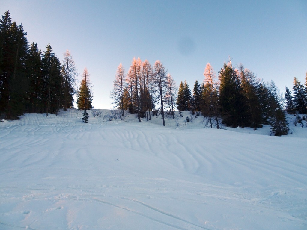 Auch hier die ersten Sonnenstrahlen.