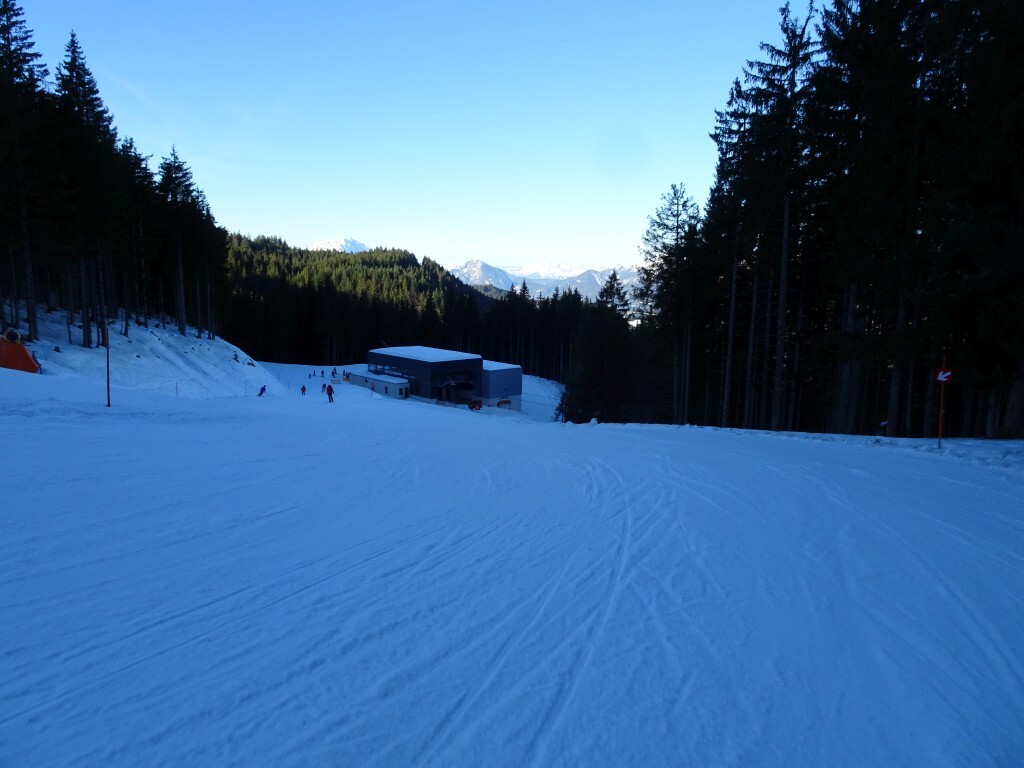 Piste Höhbühel (5) zur Talstation der Edtalmbahn.