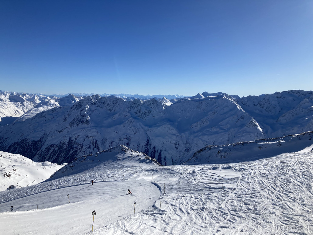 Blick von der Bergstation Schwarze Schneide
