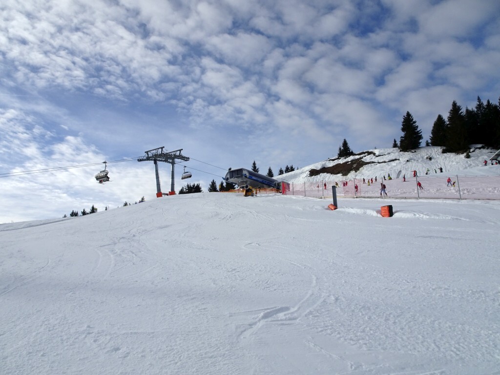 Wieder am Berg bei der Bergstation der 6er Sesselbahn Hornspitz 2.