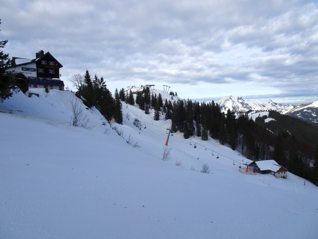 Törleckabfahrt (10) mit Talstation der 4CLF.