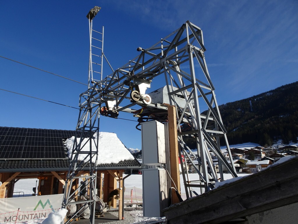 Talstation Knabelleitenlift, ein Kurzbügler.