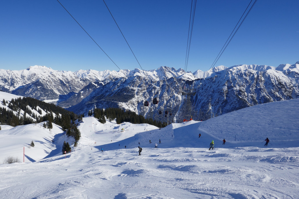 Tragödienhang an der PB und EUB. Aber heute auch entspannt, da wenig Leute auf der Piste.