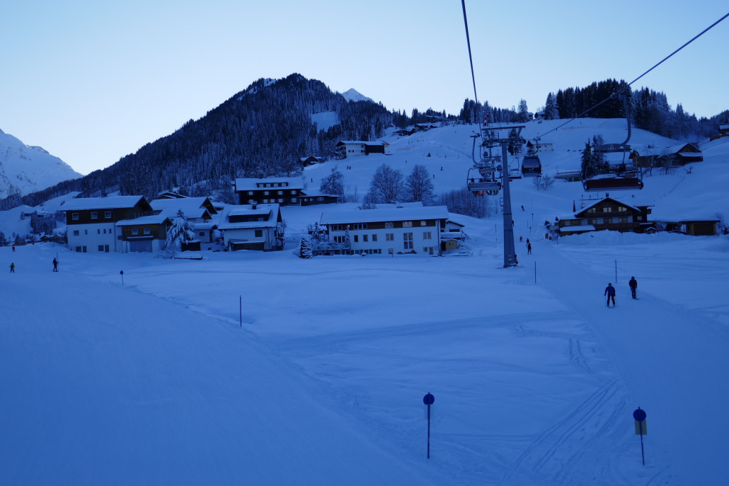 Parsenn-Kombibahn bereits im Schatten