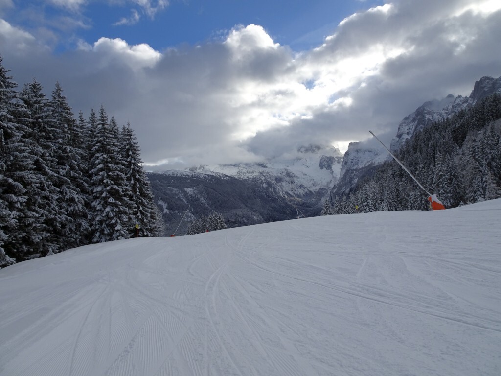 Weiter unten auf der Familienabfahrt Zwieselalm (9).
