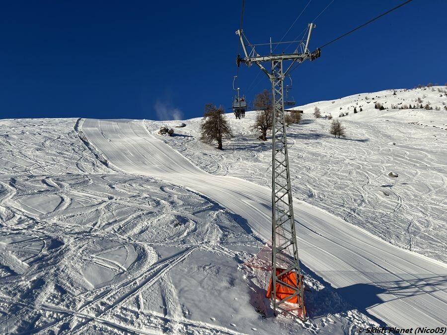 Sesselbahn und schwarze Talabfahrt