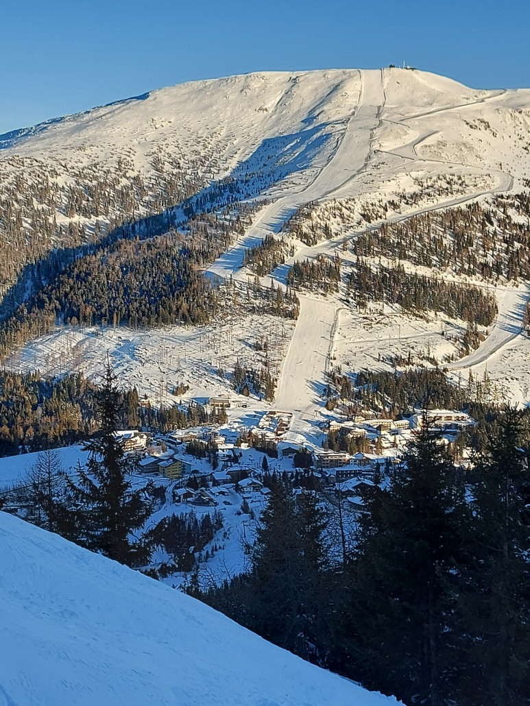 Blick auf Aineck mit Diretissima