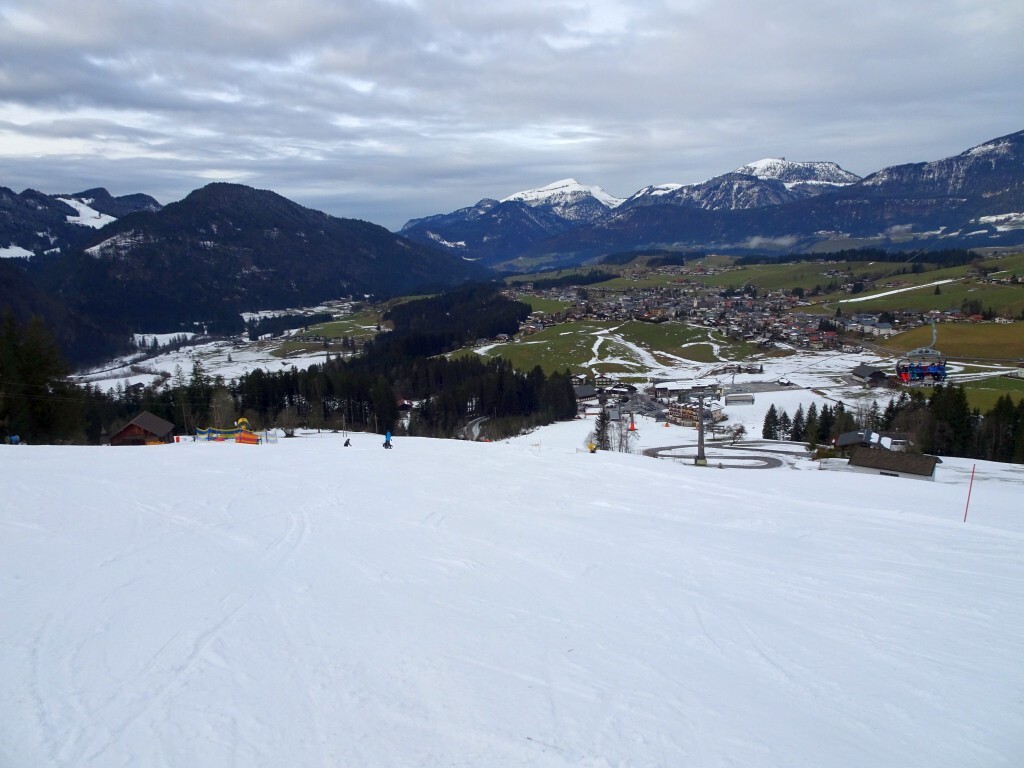Unterer Pistenabschnitt Profiabfahrt (1).