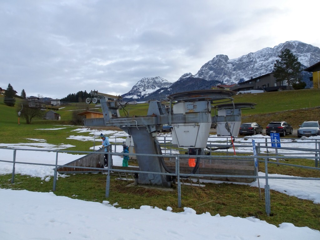 Talstationen Sonnleitenlifte 1+2.