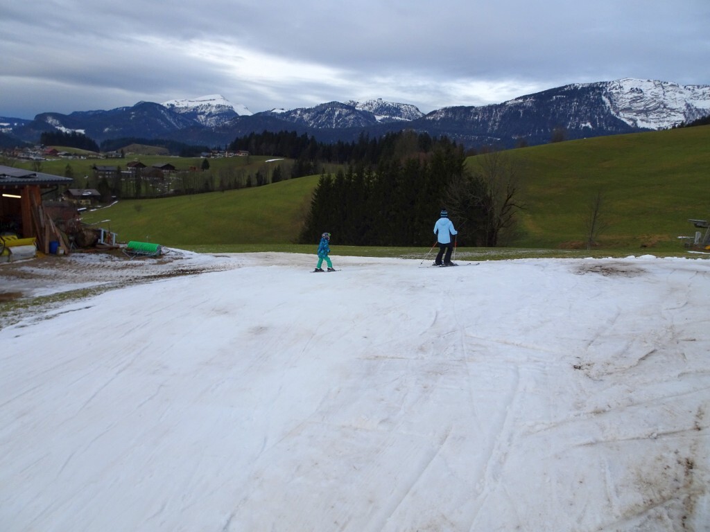 Anfangsteil der Unteren Sonnleitenpiste (9).