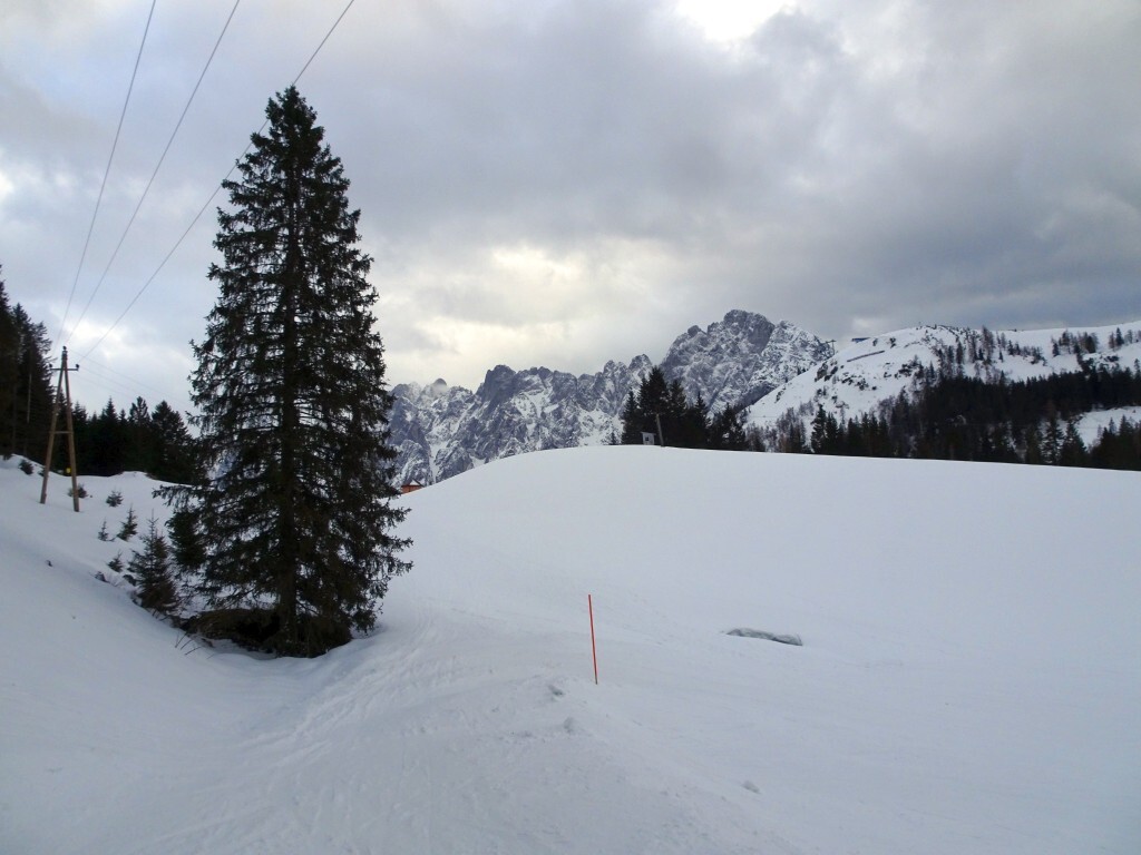 Skiweg Edtalmhütte (5b) mit Blick zum Ausstieg des LSA Tellerliftes Gletscherblick.
