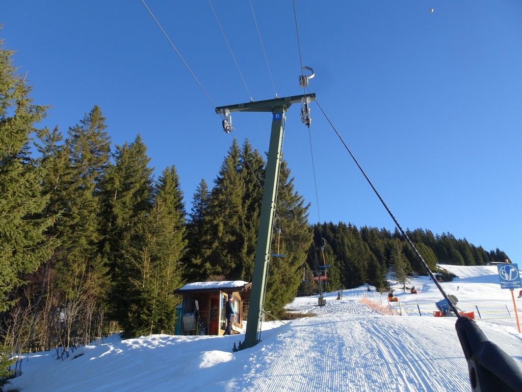 Bergstation des Halsegg-Skiliftes.