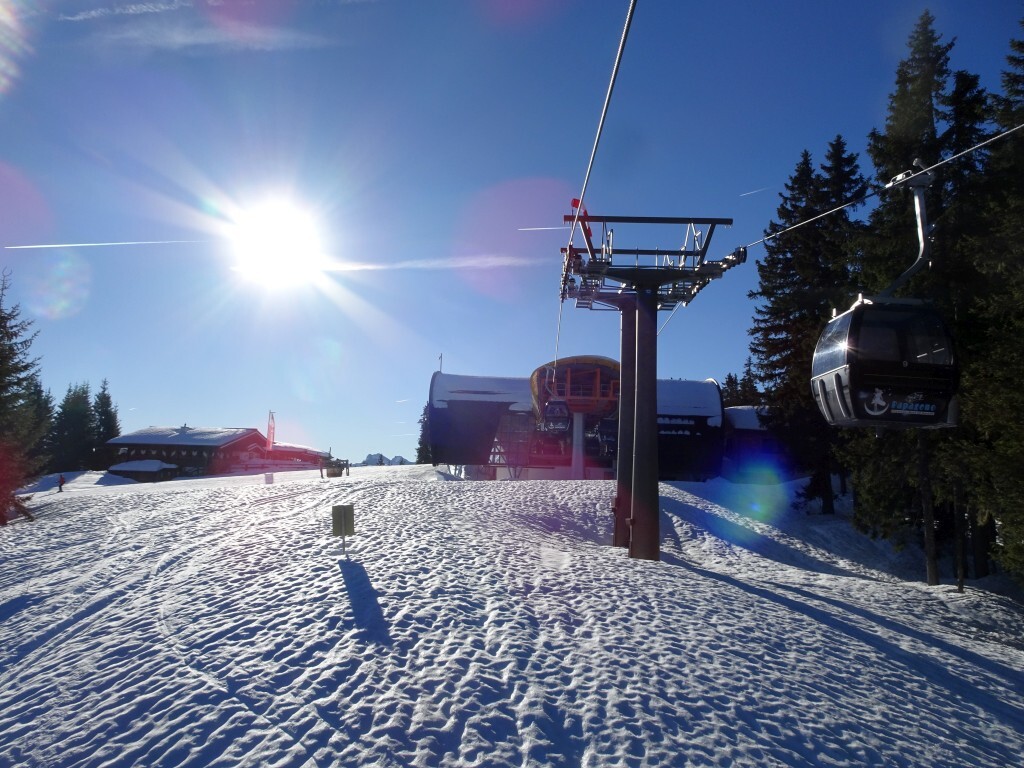 Kurz vor der Bergstation ist die Sonne zurück.