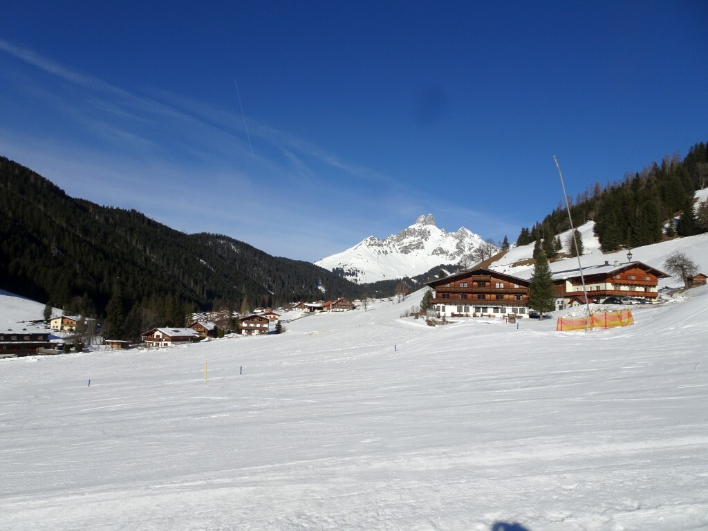 Blick in das Seitental mit der Bischofsmütze.