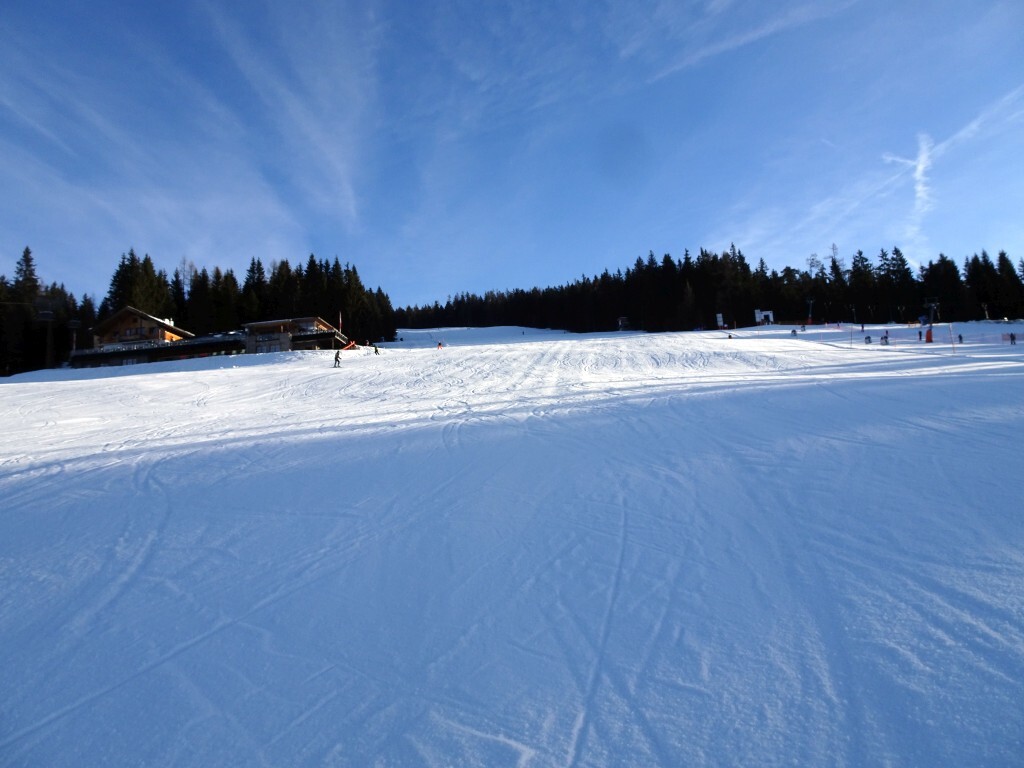 Kurz vor der Talstation der 6er Sesselbahn, der Blick hinauf.