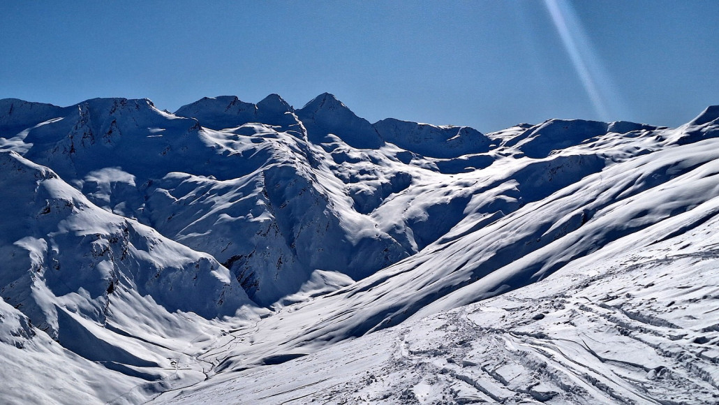 Bergalgatal mit Gletscherhorn 3106 müM