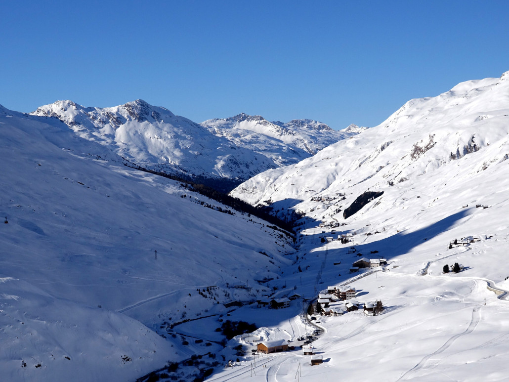 Das Avers von der Bergstation Cavetta aus