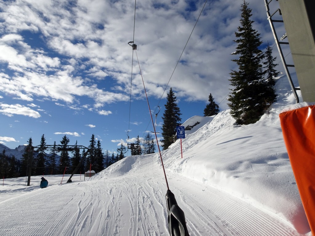 Ausstieg des linken Bügelliftes.