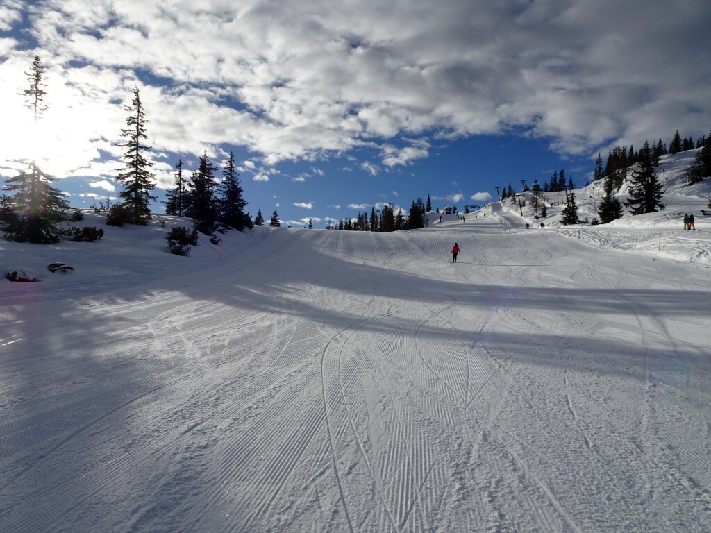 Doch zuerst ging es auf die Vorderfagerpiste (3).