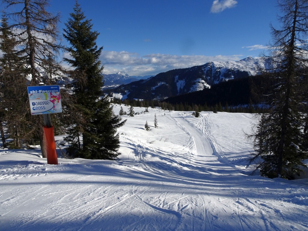 Auf die Boardercross-Piste (Skiroute 4).