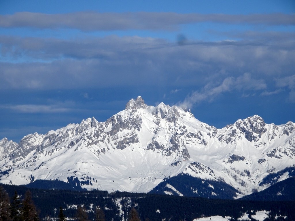 Im Zoom die Bischofsmütze. Omnipräsent in den von mir besuchten Skigebieten in diesem Urlaub.