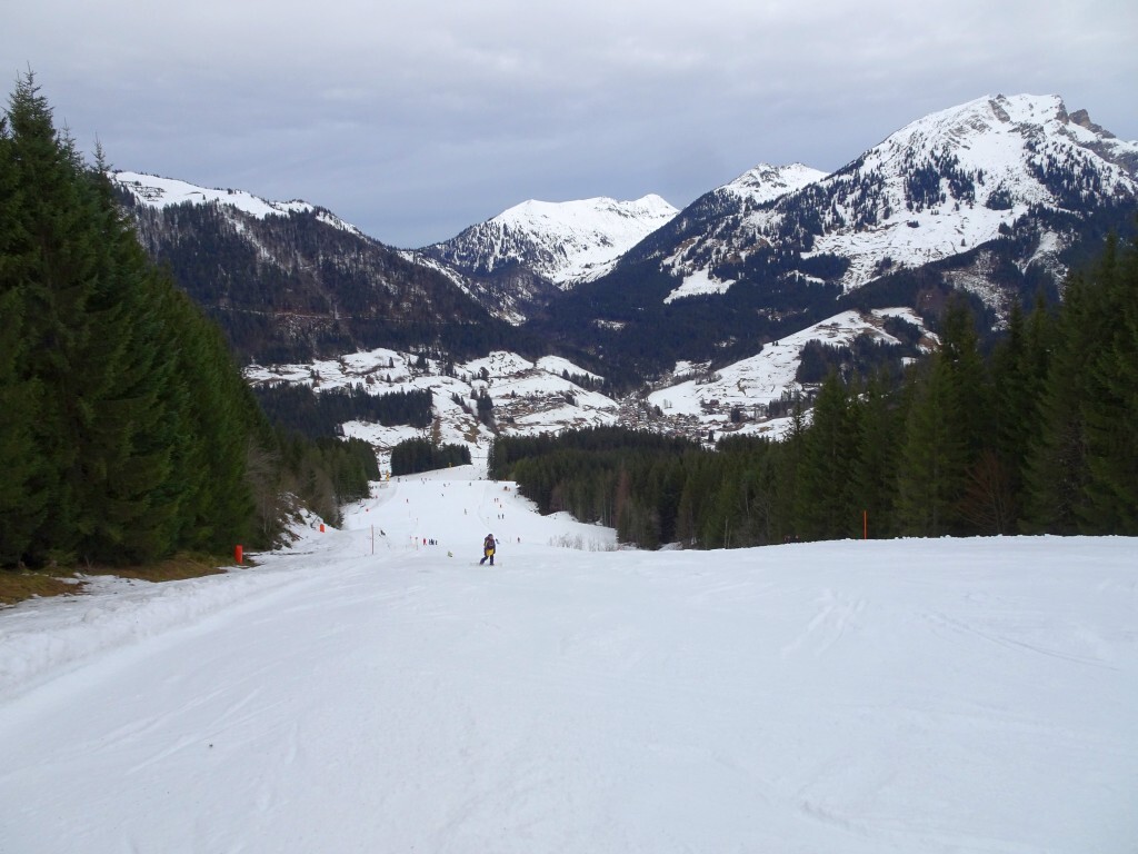 Talabfahrt Russbach (1). Heute schon ganz gut zerfahren. Am Rand ging es noch recht gut.