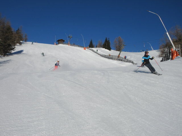 Sonnleitenpiste Süd, rechts daneben der 2-SL Sonnleiten