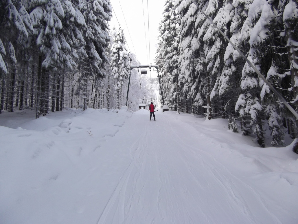 Beweisfoto: Der SL am damaligen Campingplatz lief. Ist übrigens ein netter Carvinghang.
