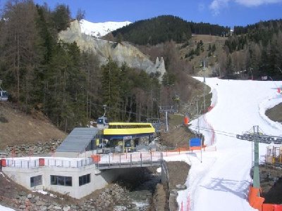 Talstationen in Serfaus mit Komperdellbahn und Sunliner