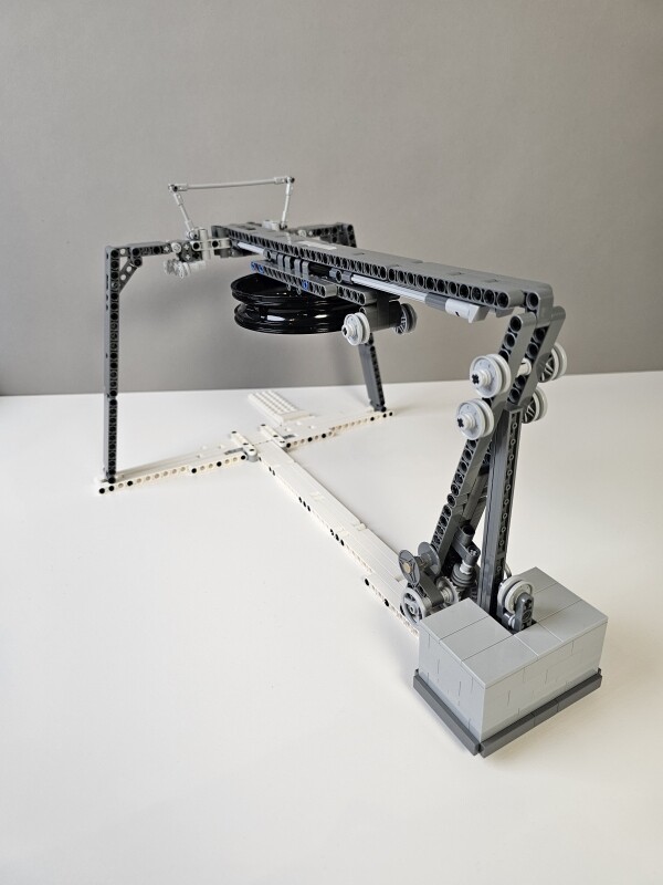 Ein kurzer Blick auf die Abspannvorrichtung - das Spannseil wird noch ergänzt.