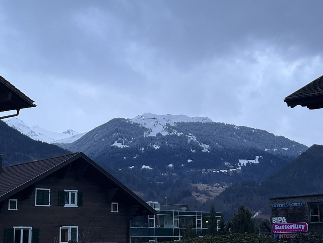 Abendlicher Blick aus Schruns zum Golm