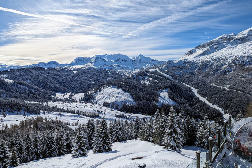 Blick in Richtung Marmolada (hinten) und Boé.
