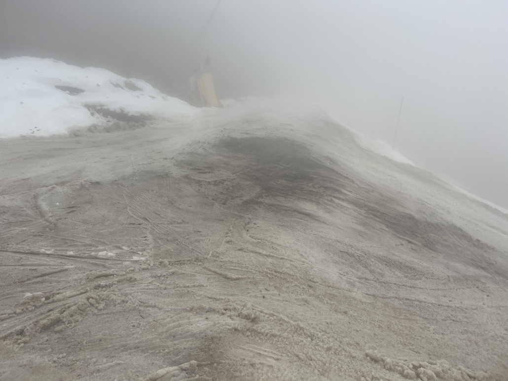 Talabfahrt im Bereich eh. Himmelreich. Der Fairness halber sei gesagt dass die Abfahrt inzwischen gesperrt ist.