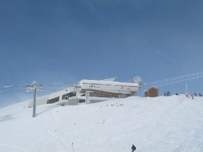 Bergstation 6-EUB Marmottes 2 und Talstation Funitel Jig-back Marmottes 3 am Clocher de Macle auf 2780 m