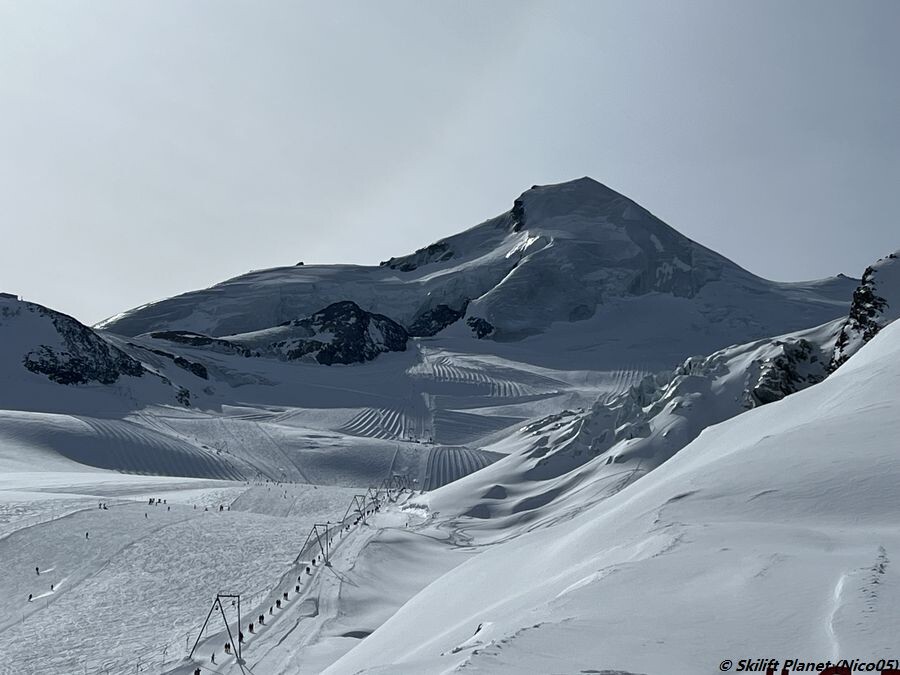 Allalin und Feegletscher von der Längfluh