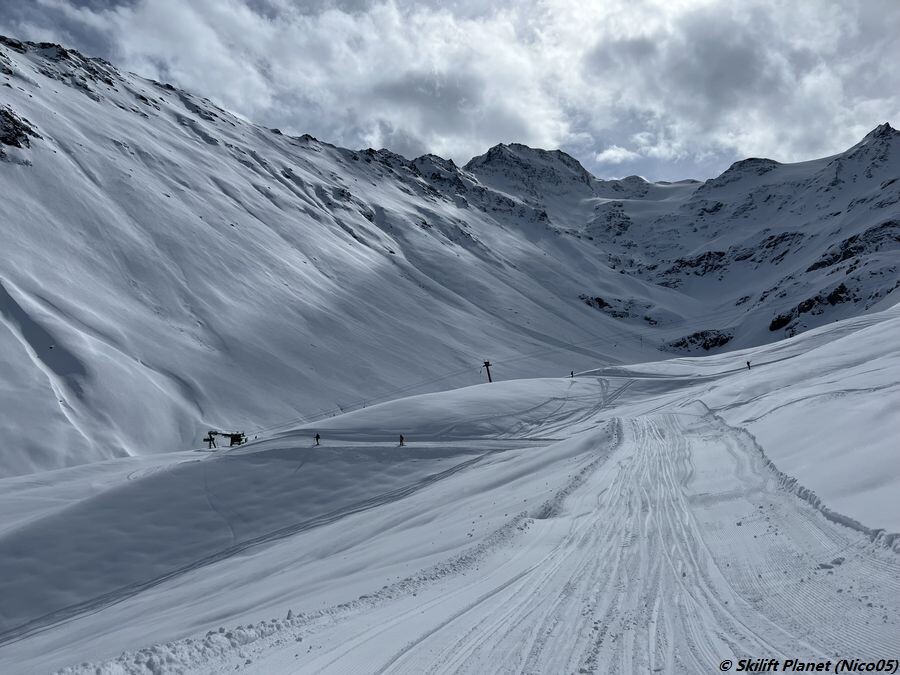 Zugang zum Skilift Les Arpilles