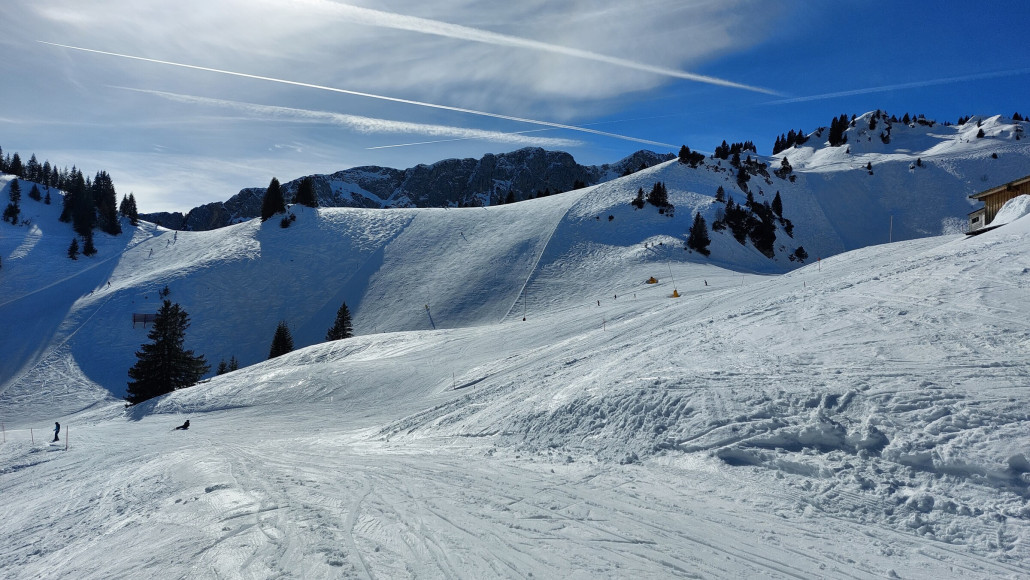 Neuer Hang mit Alpköpfen und Gaichtspitze