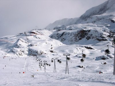 Blick auf die Marmottes-Achse. In Bildmitte der &amp;quot;Canyon&amp;quot;. Im Vordergrund 6-EUB Marmottes 1.
