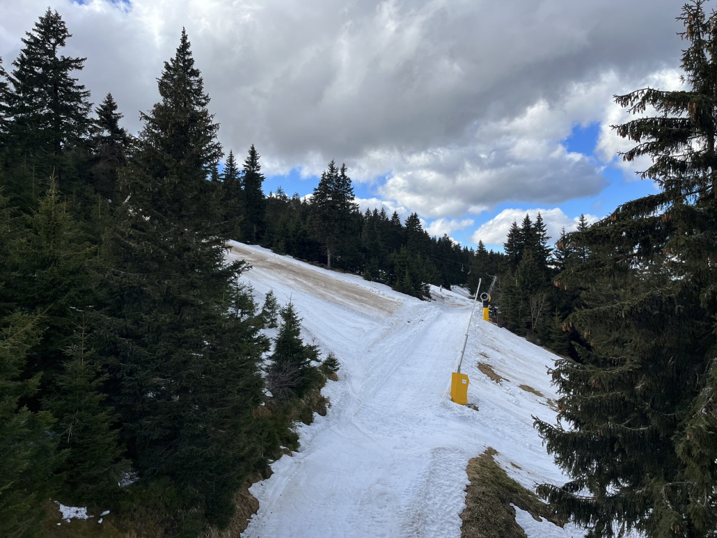 ...mittig noch ein paar Reserven, dort wurde nach links zur 3 bzw. nach rechts zu 8 geschoben