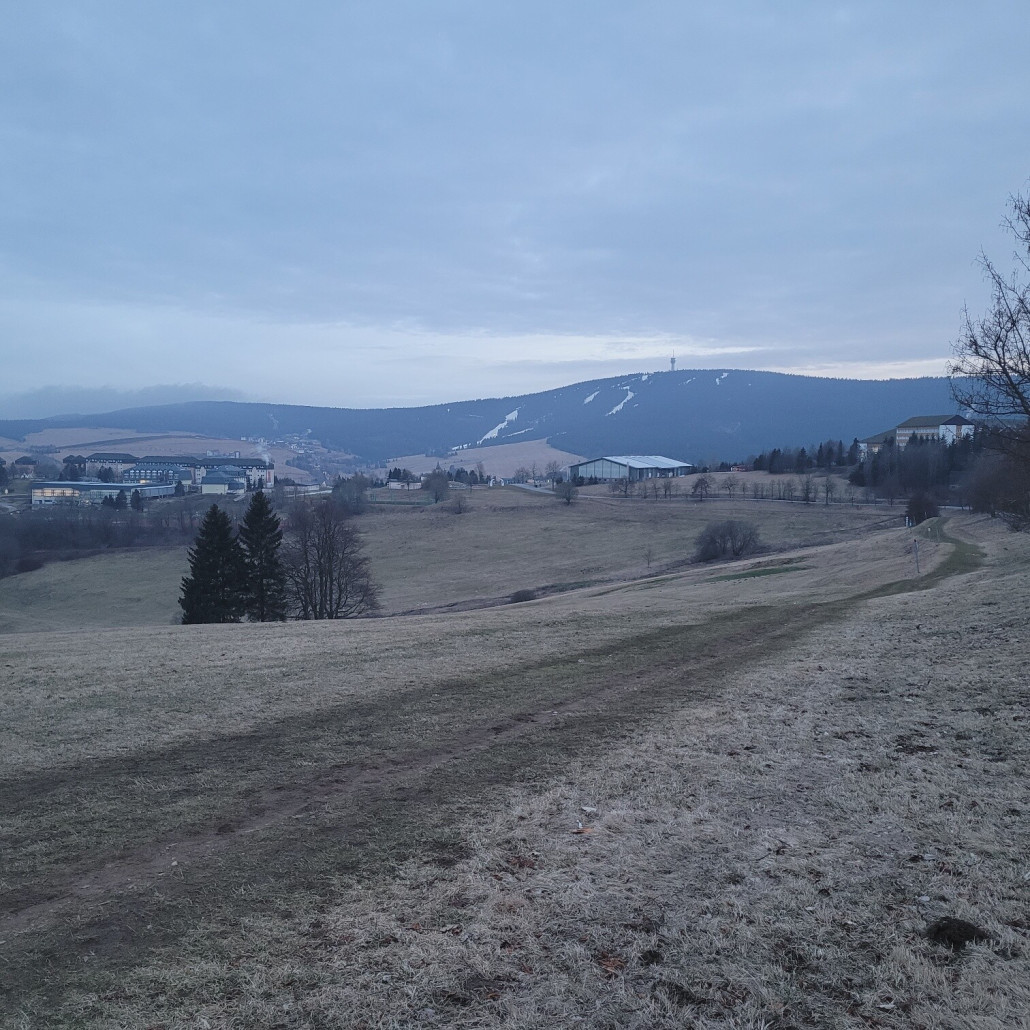 Blick auf die Nordseite des Keilbergs