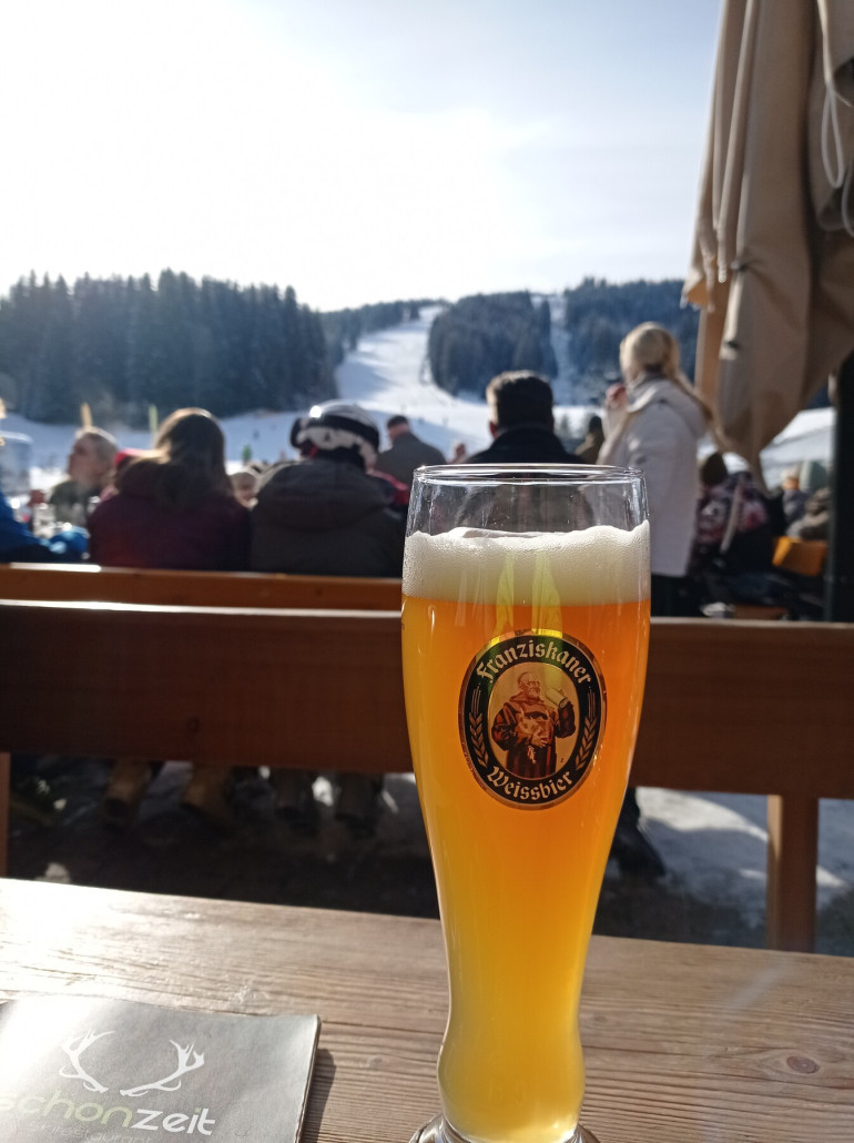 21.01.2024 - Ein sonniger halber Skitag endet in der "Schonzeit" an der Talstation Spacejet 1